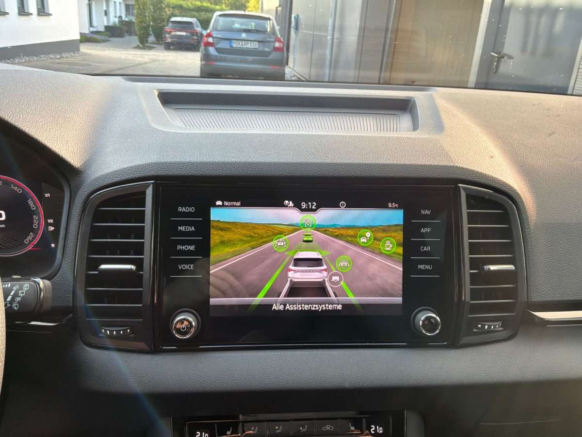Fahrzeugbild eines Skoda Karoq
