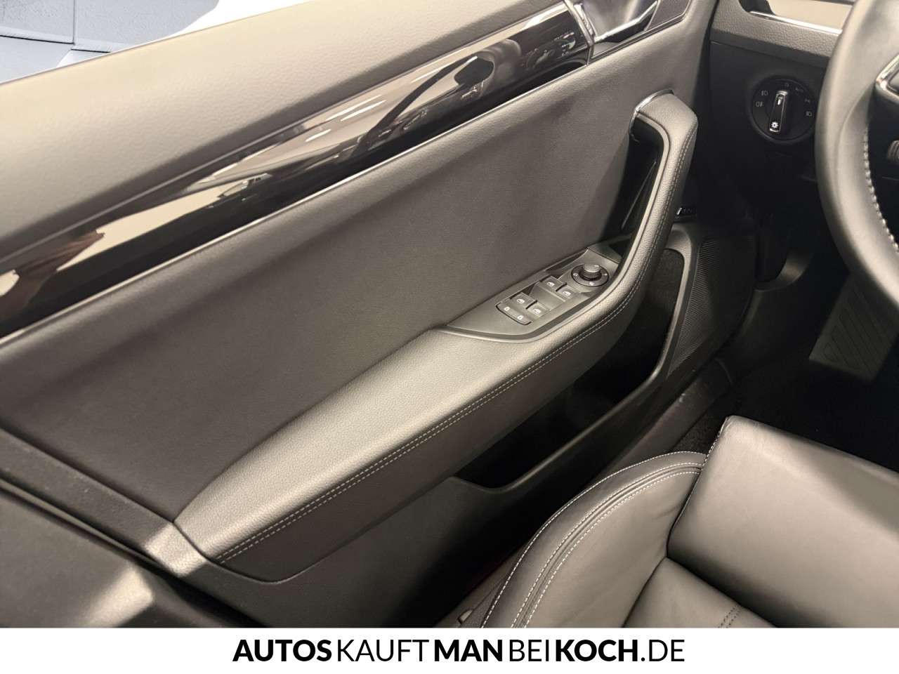 Fahrzeugbild eines Skoda Superb