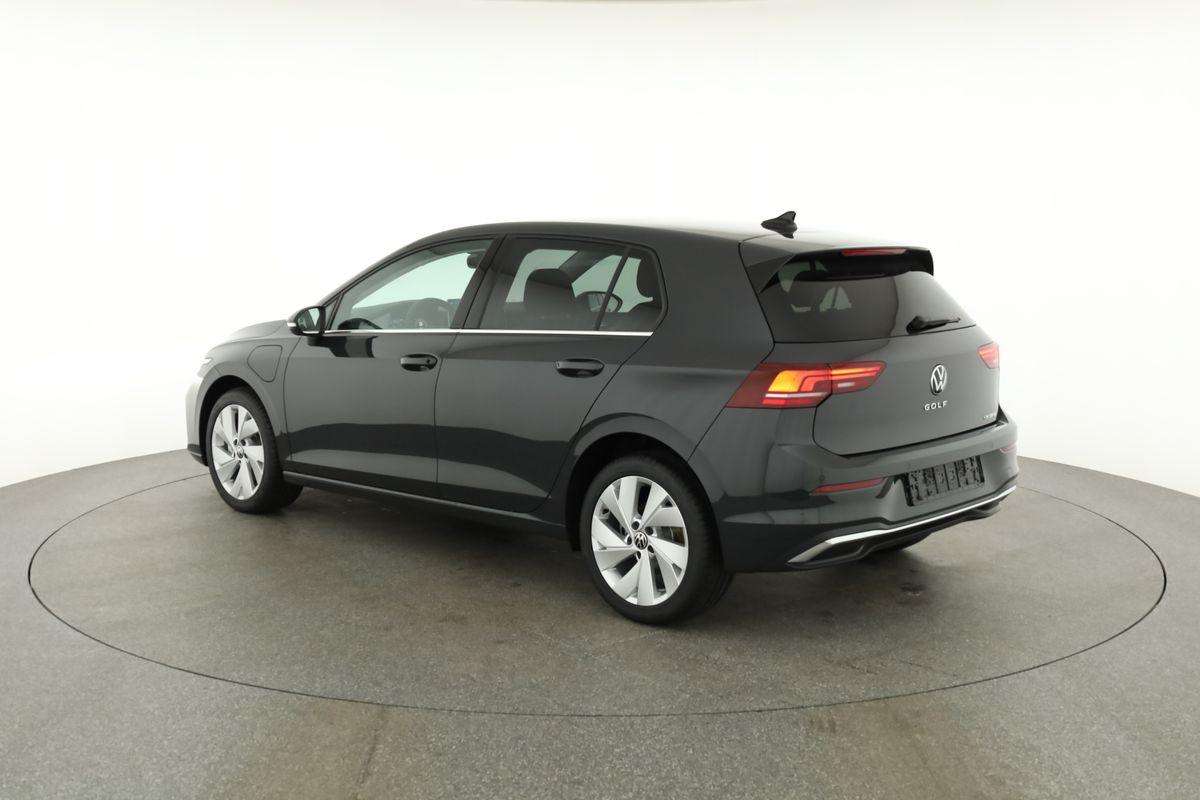 Fahrzeugbild eines Volkswagen Golf