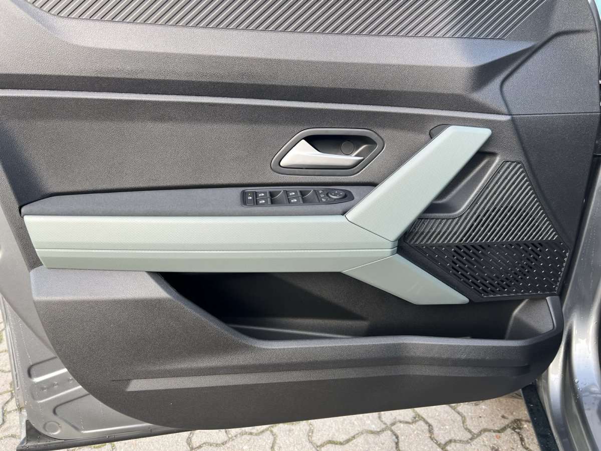 Fahrzeugbild eines Dacia Bigster