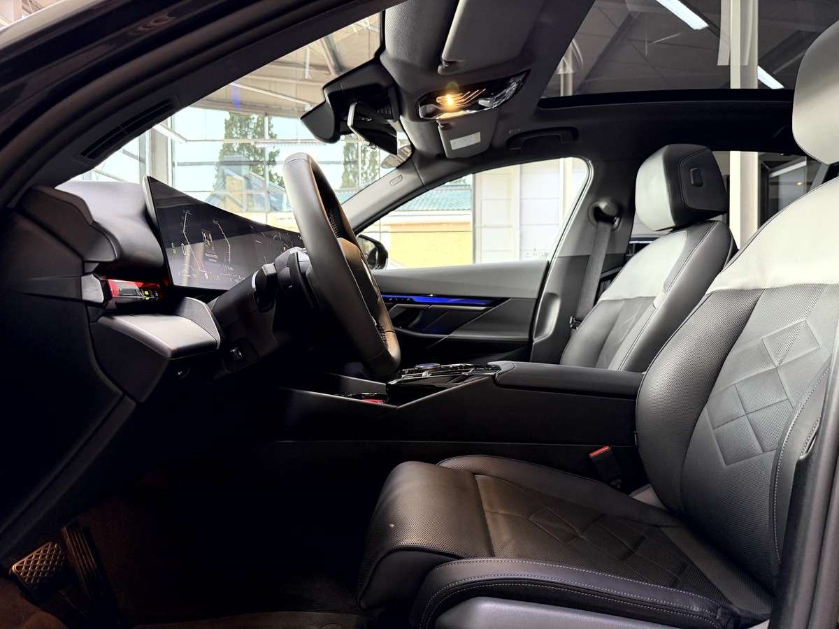 Fahrzeugbild eines BMW 5er-Reihe