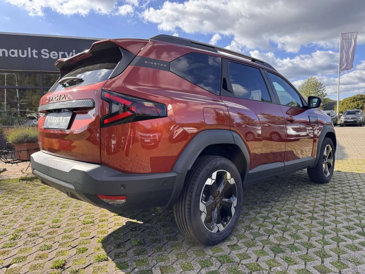 Fahrzeugbild eines Dacia Bigster