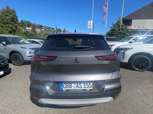 Fahrzeugbild eines Mitsubishi Grandis