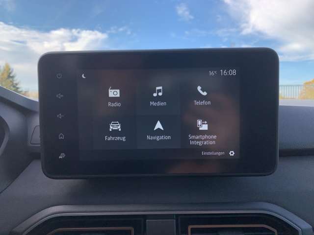 Fahrzeugbild eines Dacia Jogger