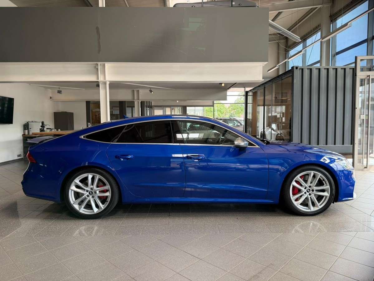 Fahrzeugbild eines Audi S7