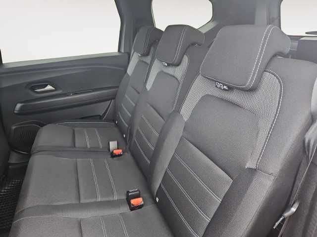 Fahrzeugbild eines Dacia Jogger