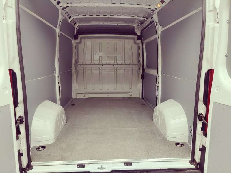 Fahrzeugbild eines Opel Movano