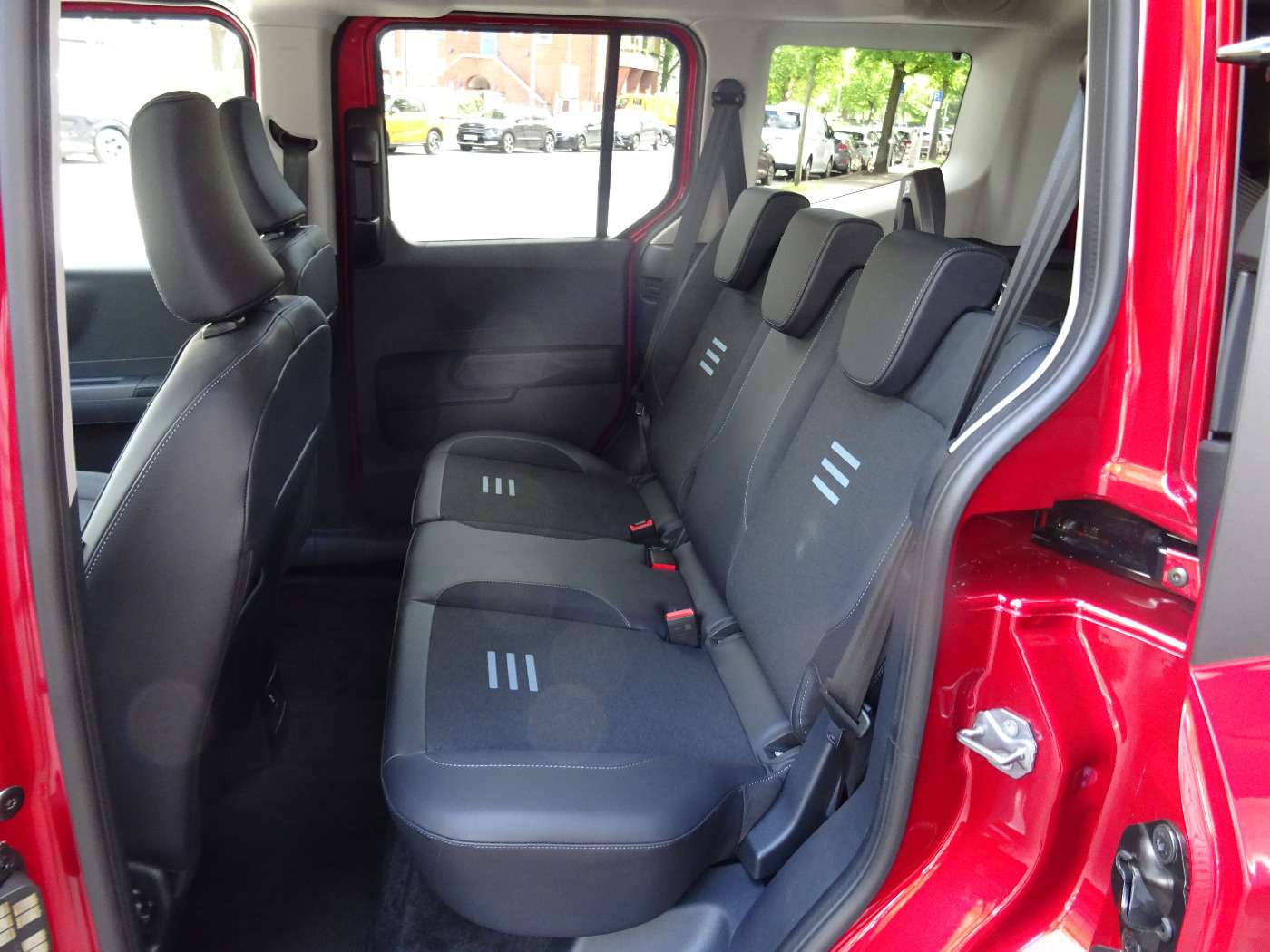 Fahrzeugbild eines Ford Tourneo Courier