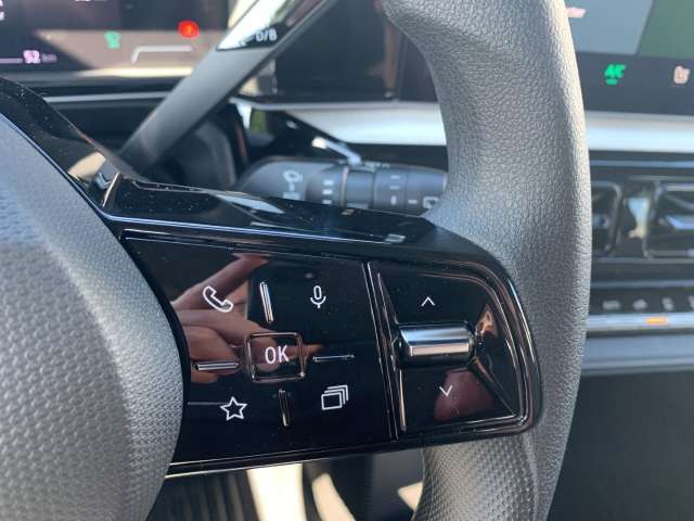 Fahrzeugbild eines Renault 5 E-TECH