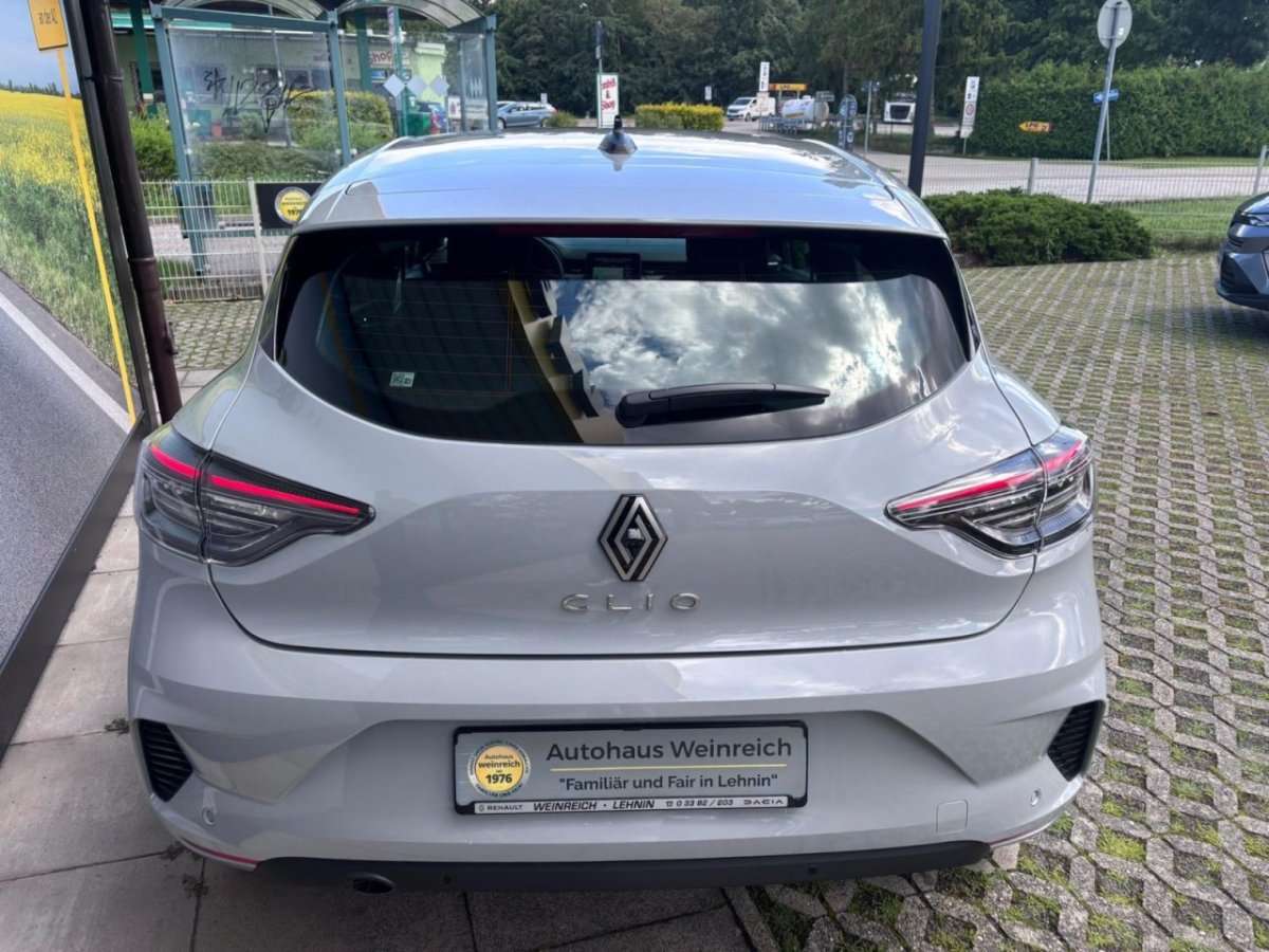 Fahrzeugbild eines Renault Clio