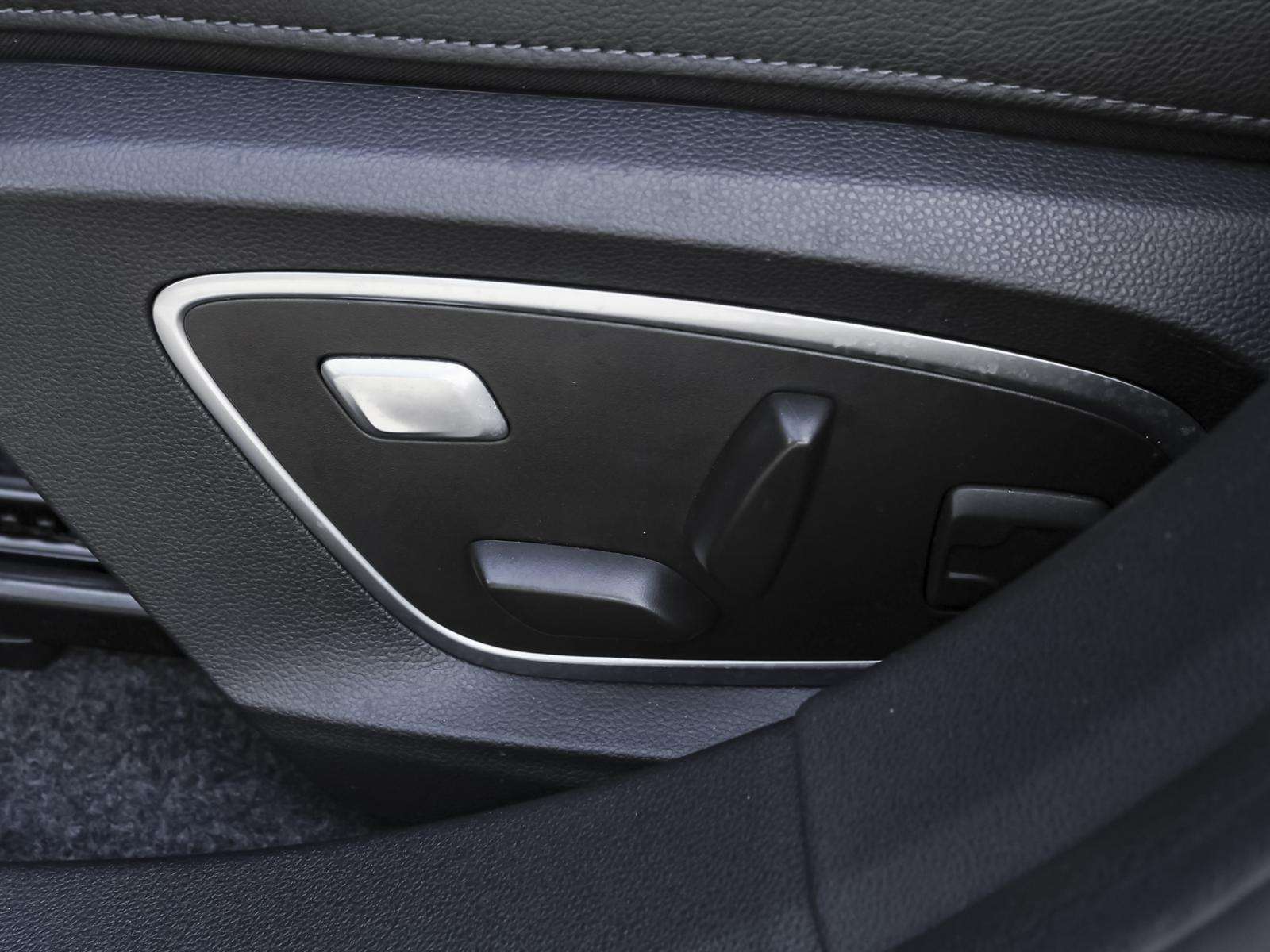 Fahrzeugbild eines Renault Scenic E-TECH