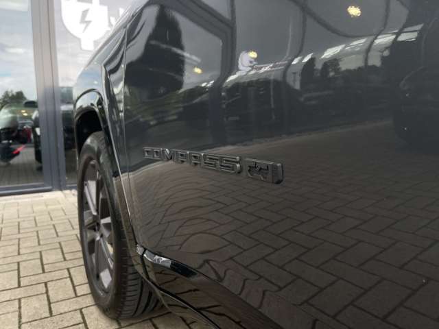 Fahrzeugbild eines Jeep Compass