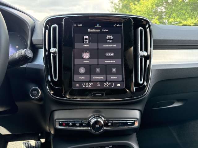 Fahrzeugbild eines Volvo XC40