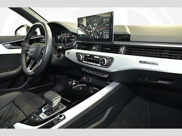 Fahrzeugbild eines Audi S4