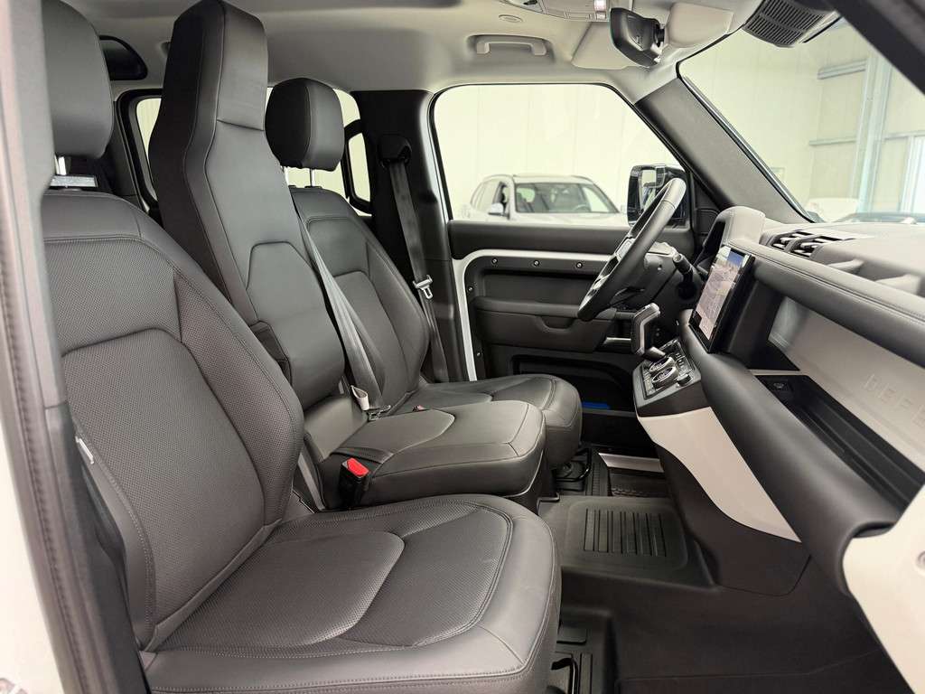 Fahrzeugbild eines Land Rover Defender