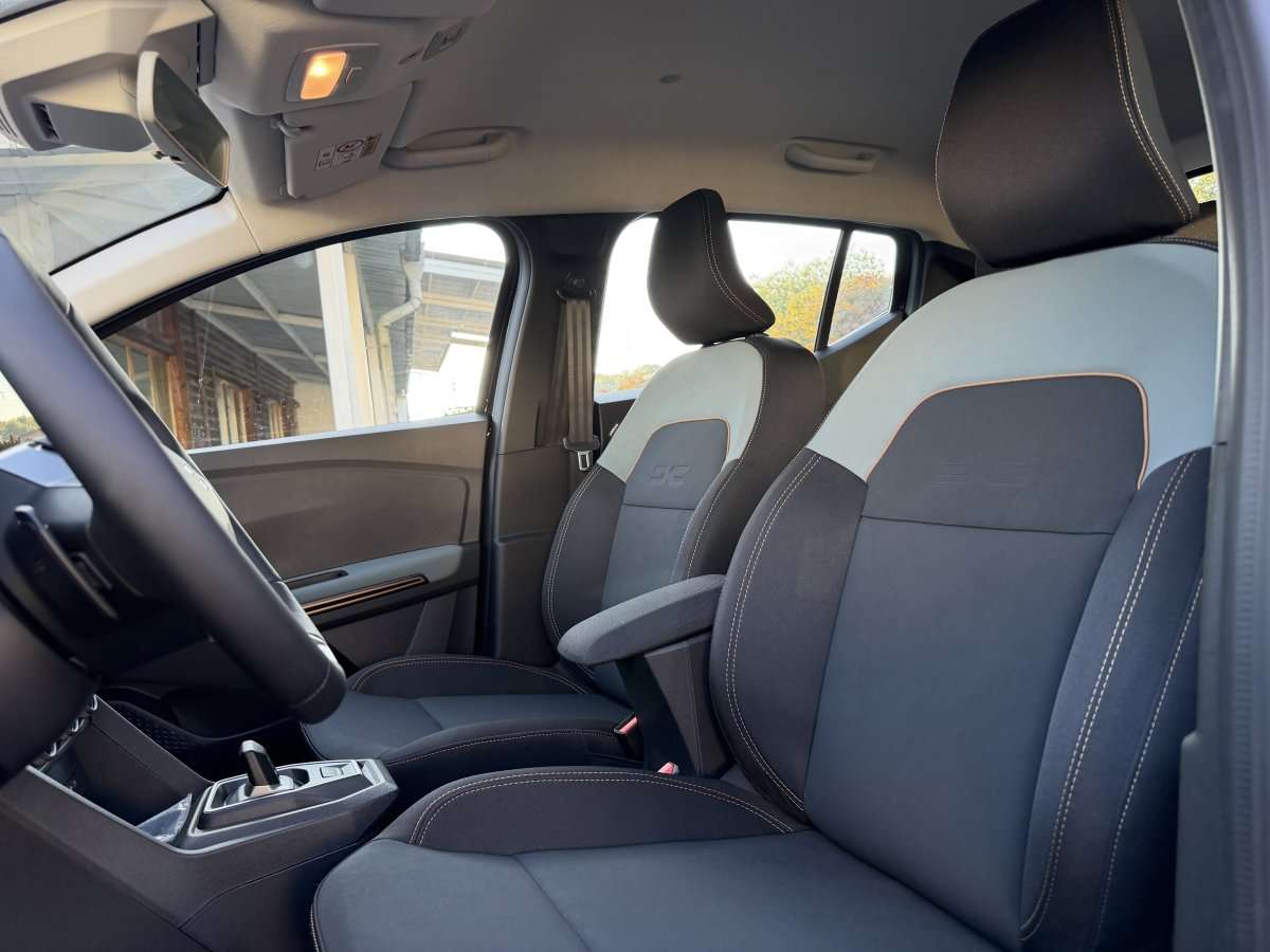 Fahrzeugbild eines Dacia Sandero