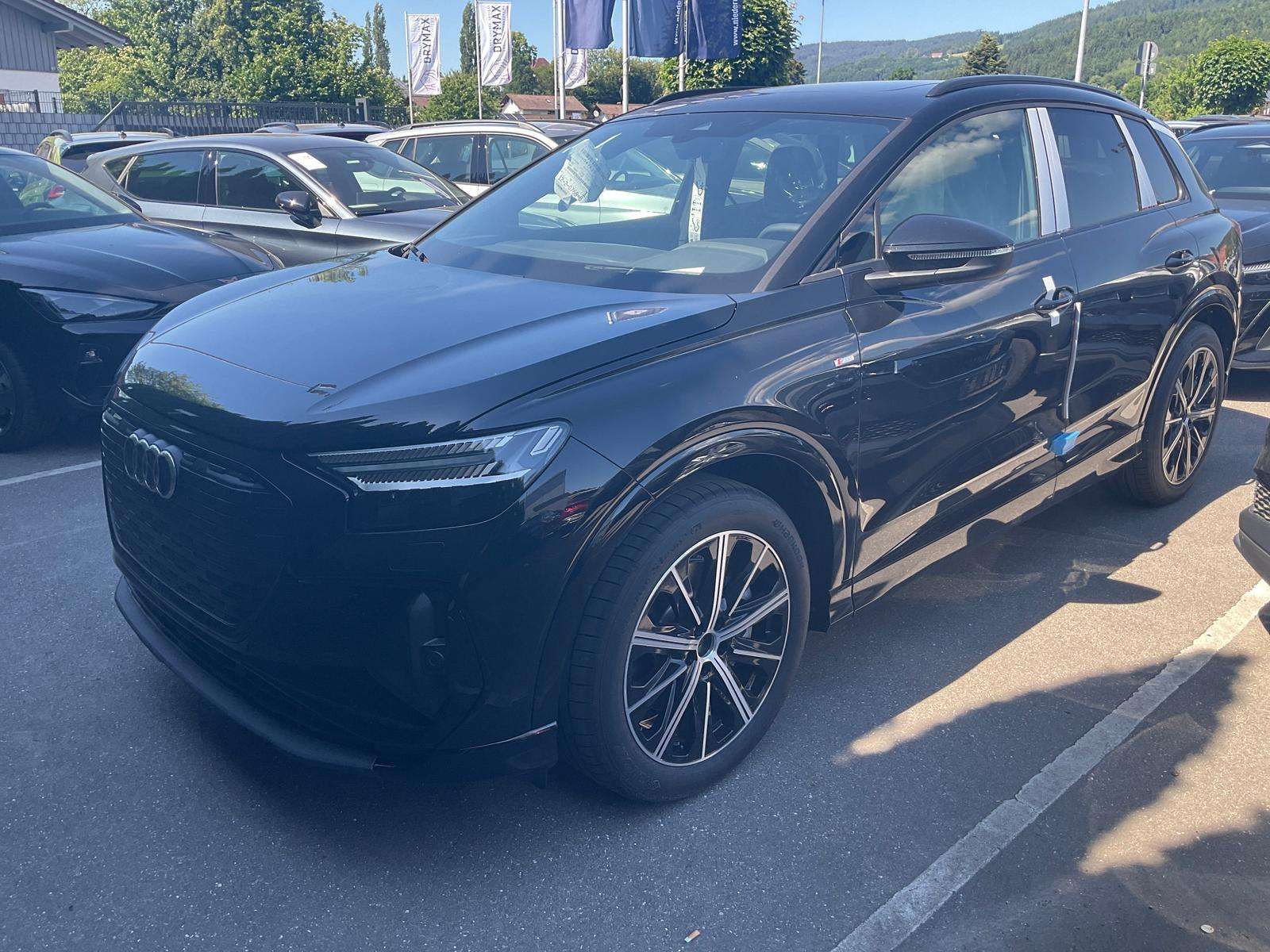 Fahrzeugbild eines Audi Q4 e-tron