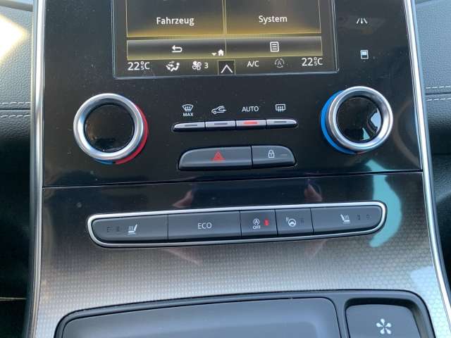 Fahrzeugbild eines Renault Scénic