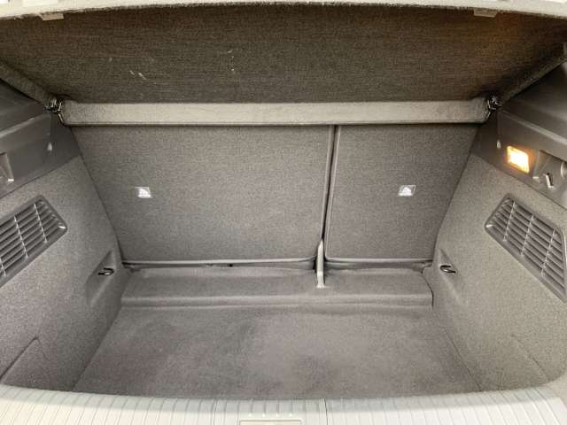 Fahrzeugbild eines Renault Megane E-TECH