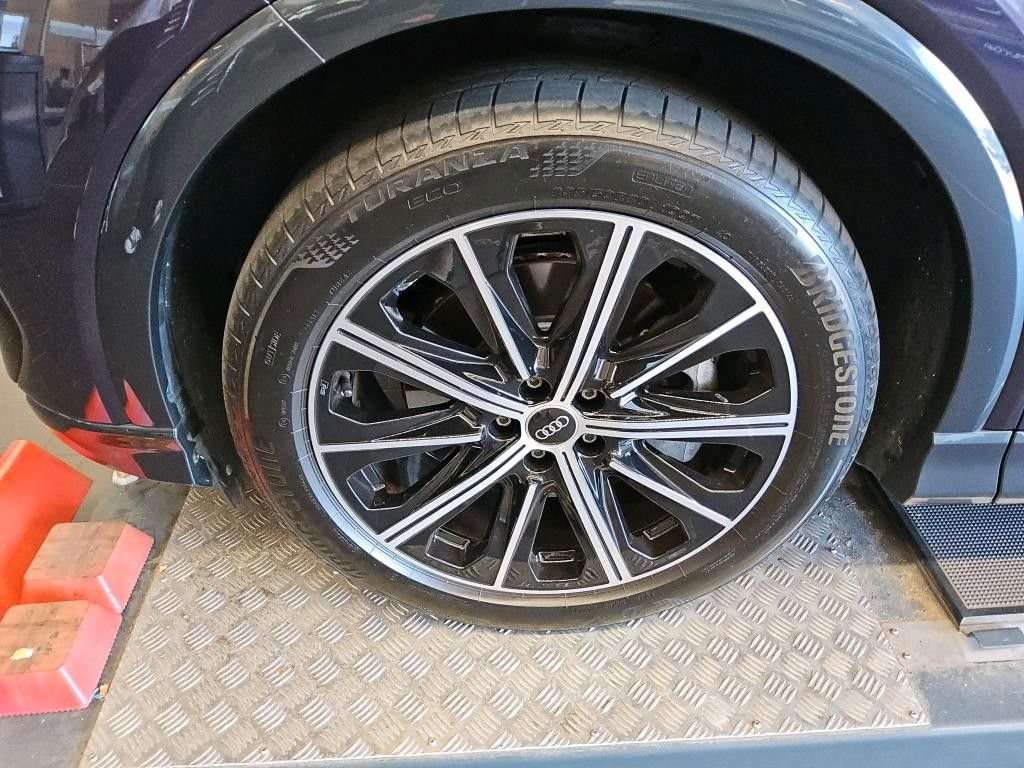 Fahrzeugbild eines Audi Q4 e-tron