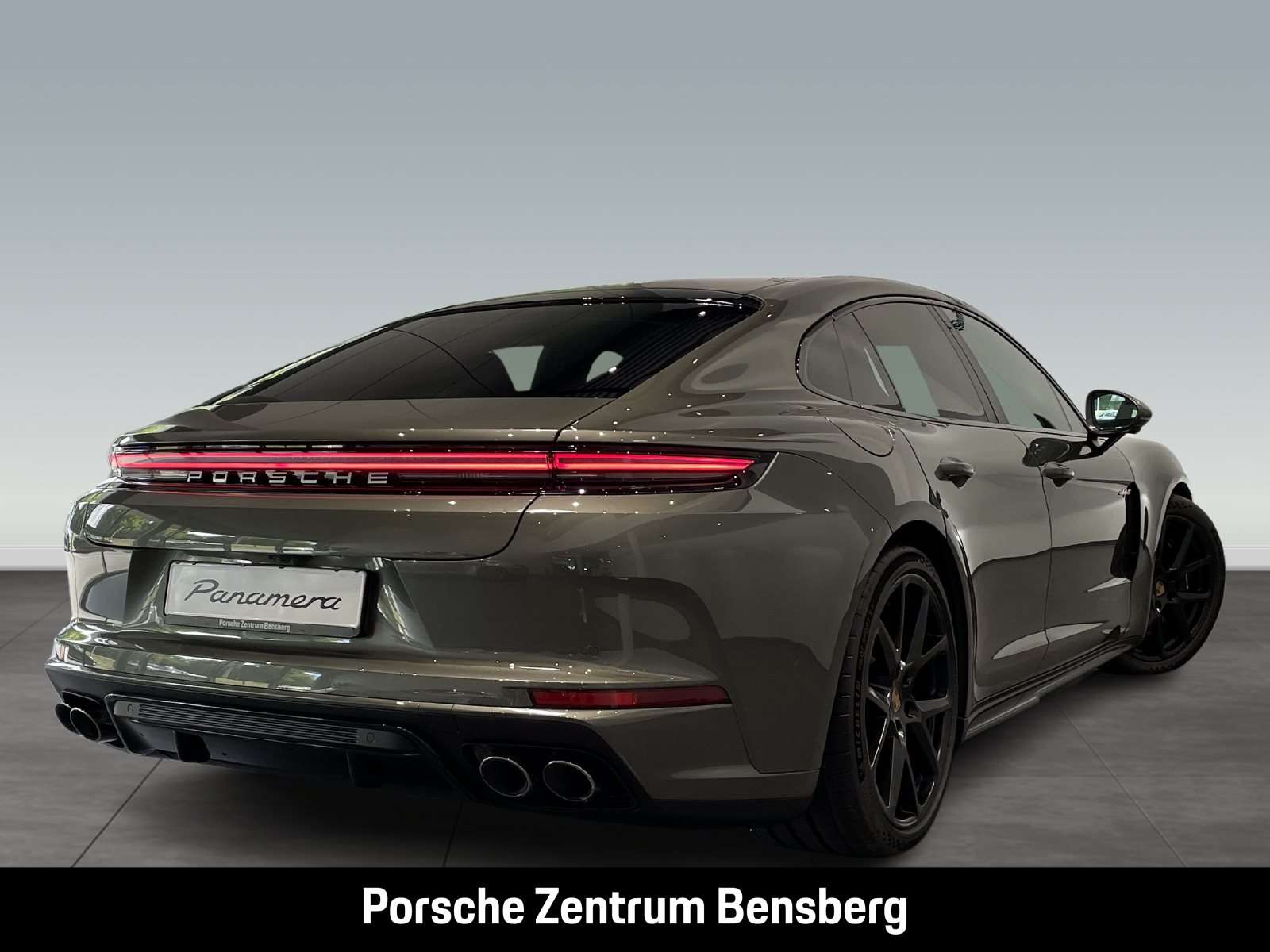 Fahrzeugbild eines Porsche Panamera