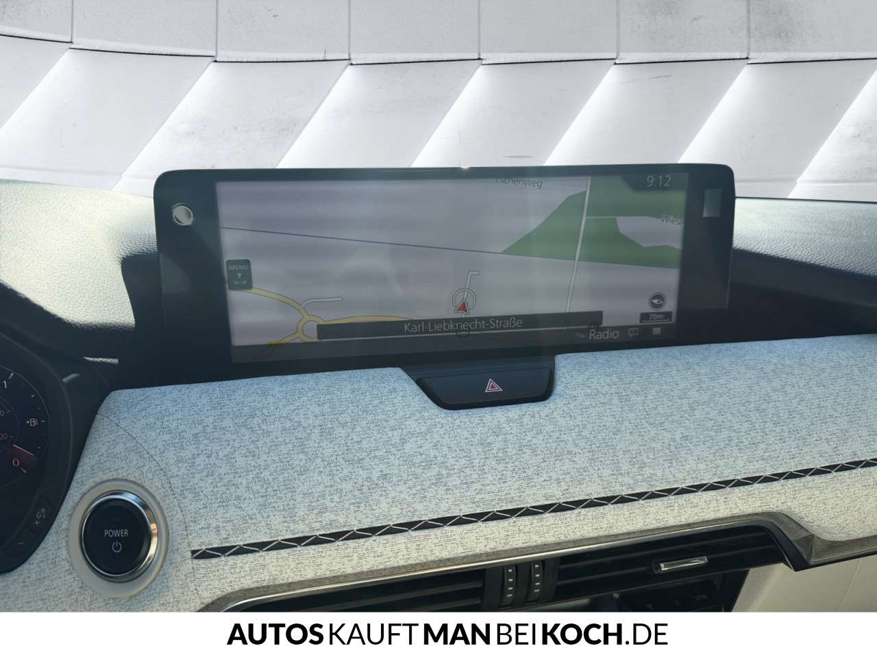 Fahrzeugbild eines Mazda CX-60