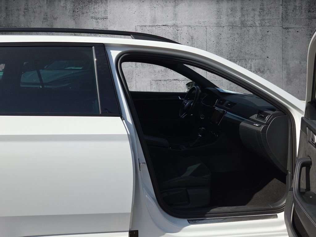 Fahrzeugbild eines Skoda Superb