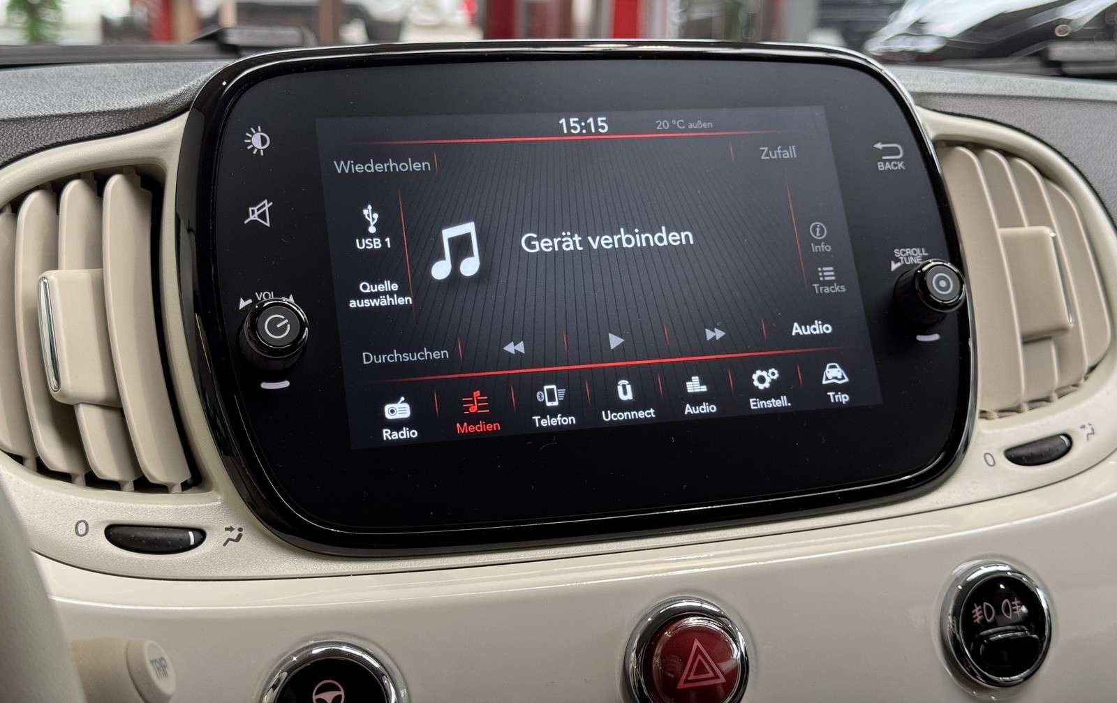 Fahrzeugbild eines Fiat 500