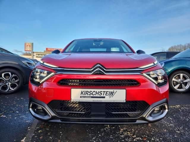 Fahrzeugbild eines Citroën C4 X