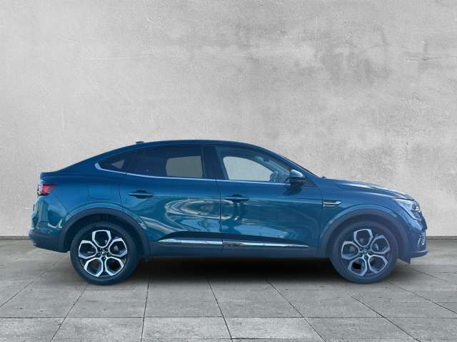 Fahrzeugbild eines Renault Arkana