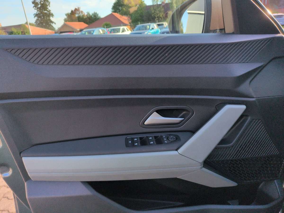 Fahrzeugbild eines Dacia Duster