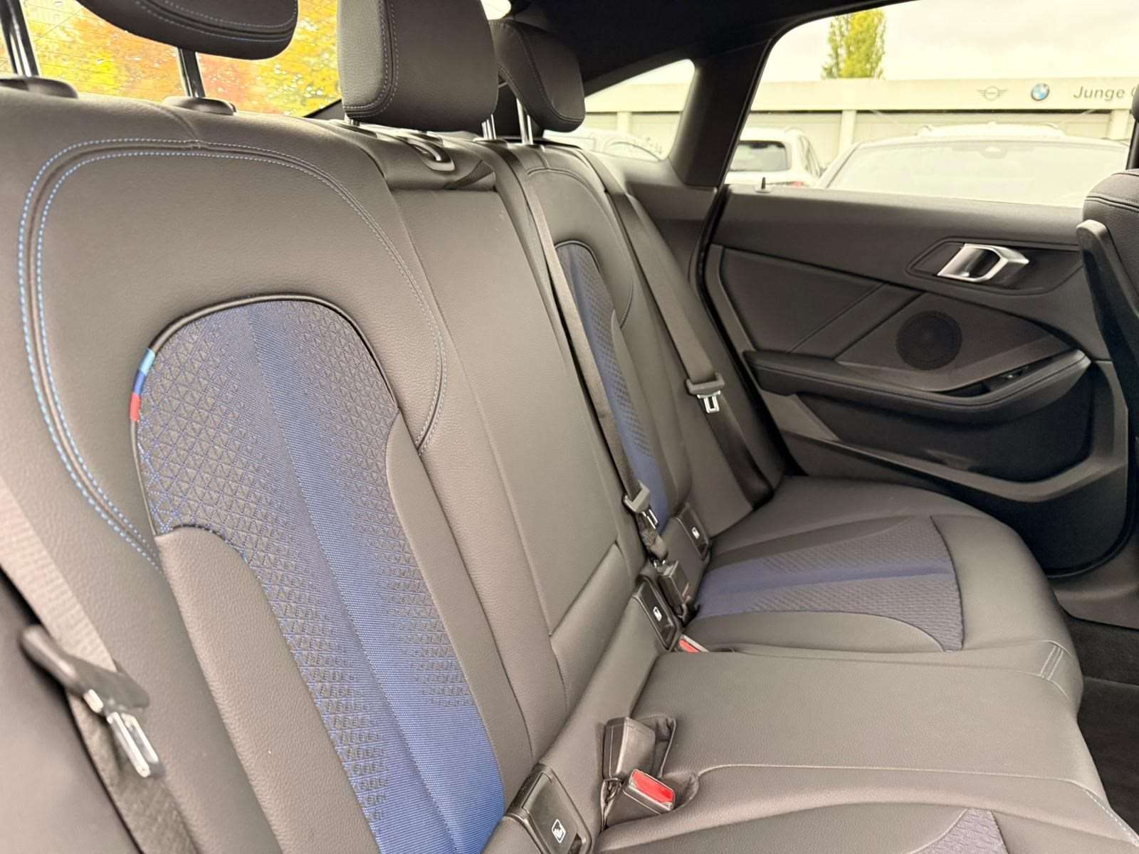 Fahrzeugbild eines BMW 2er-Reihe