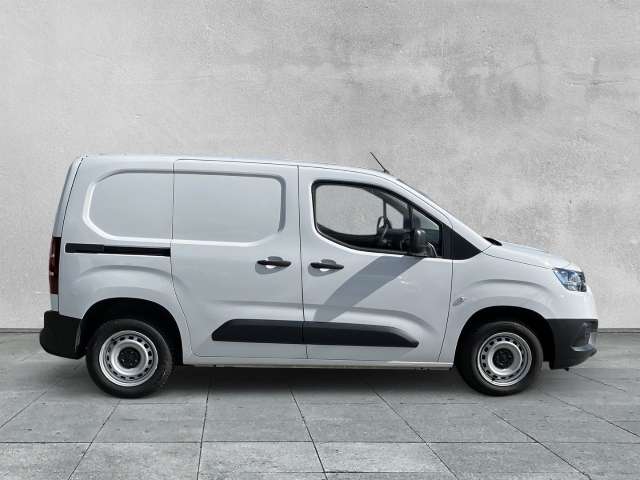 Fahrzeugbild eines Toyota Proace City