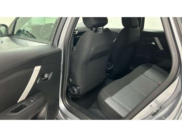 Fahrzeugbild eines Citroën ë-C4