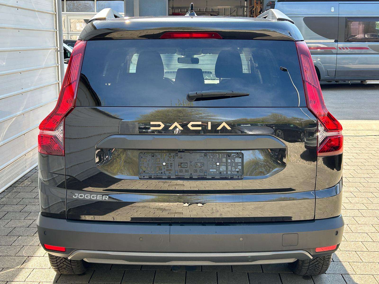 Fahrzeugbild eines Dacia Jogger