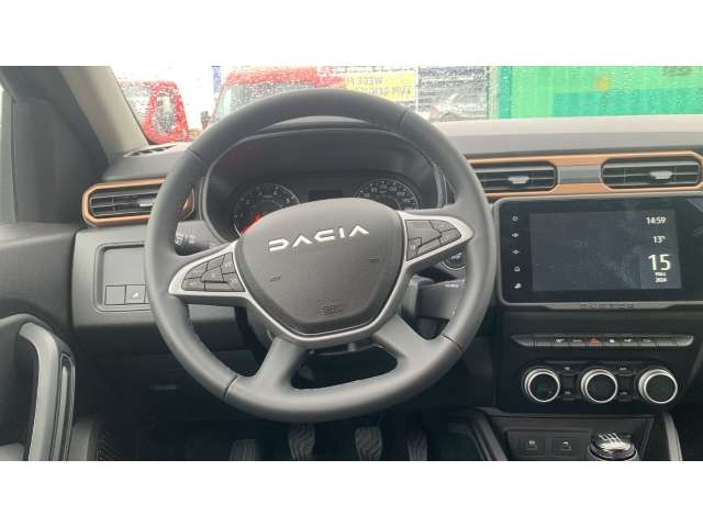 Fahrzeugbild eines Dacia Duster