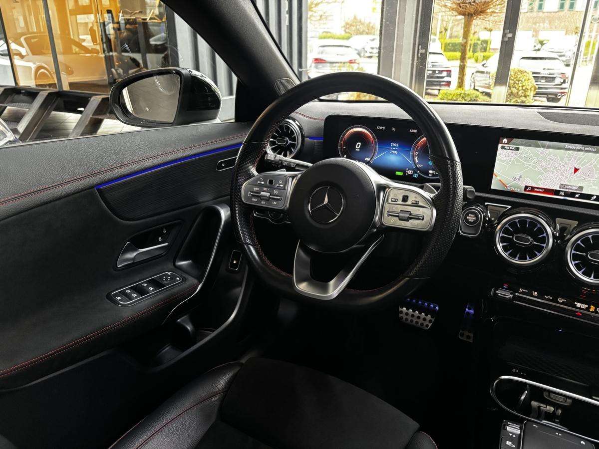 Fahrzeugbild eines Mercedes-Benz CLA