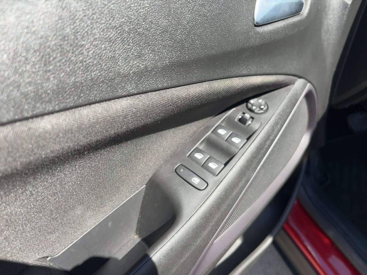 Fahrzeugbild eines Opel Crossland X