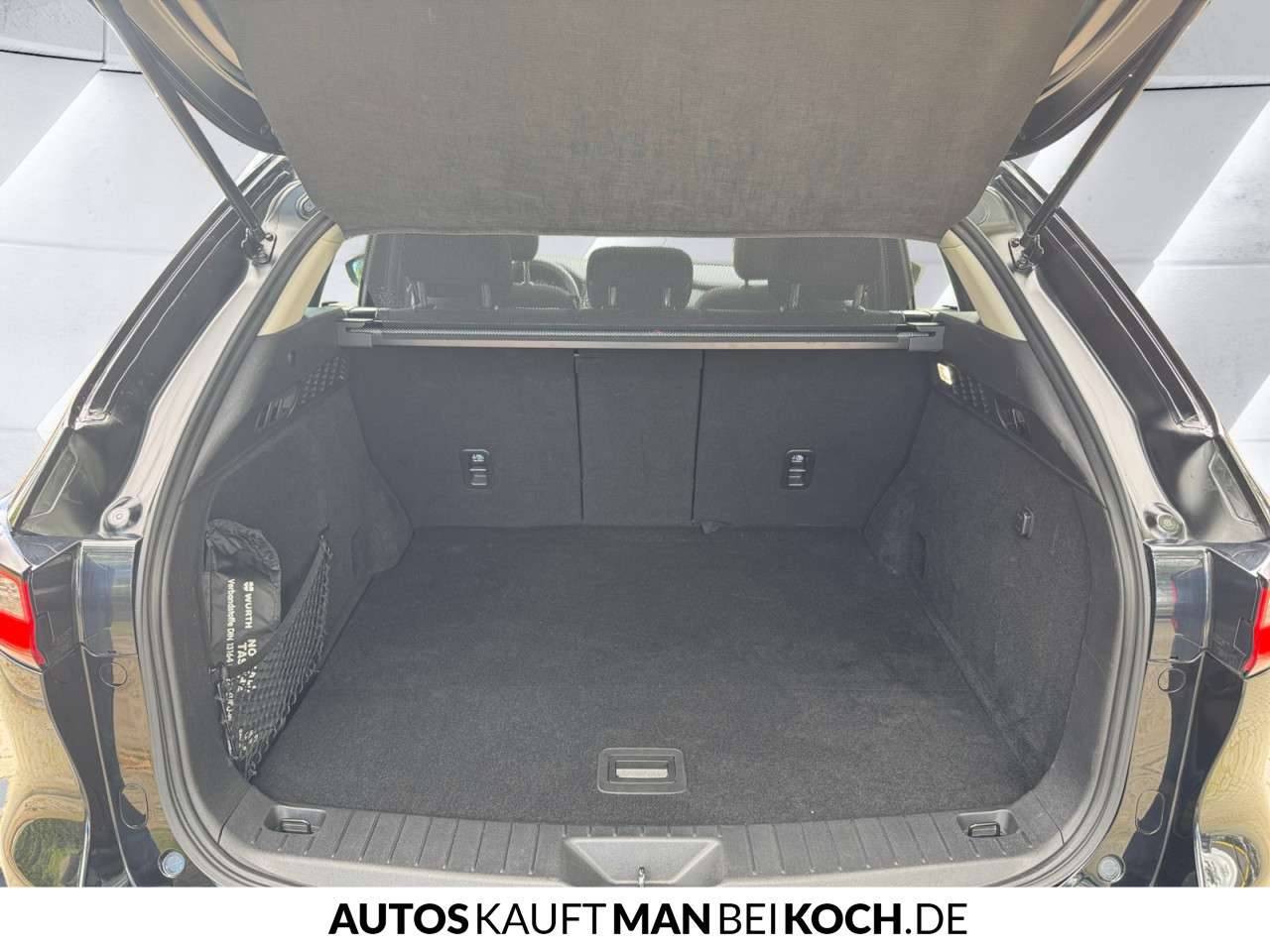 Fahrzeugbild eines Mazda CX-60