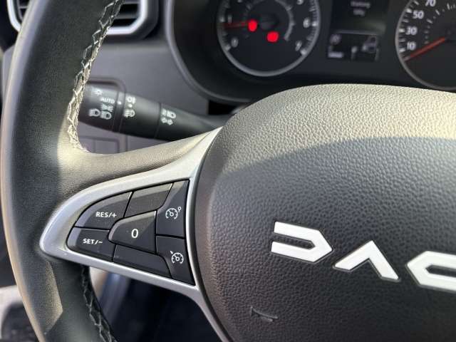 Fahrzeugbild eines Dacia Duster