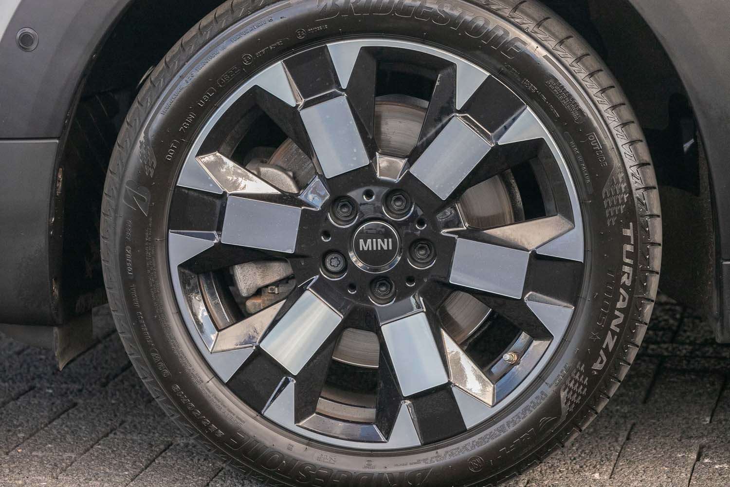 Fahrzeugbild eines MINI COOPER