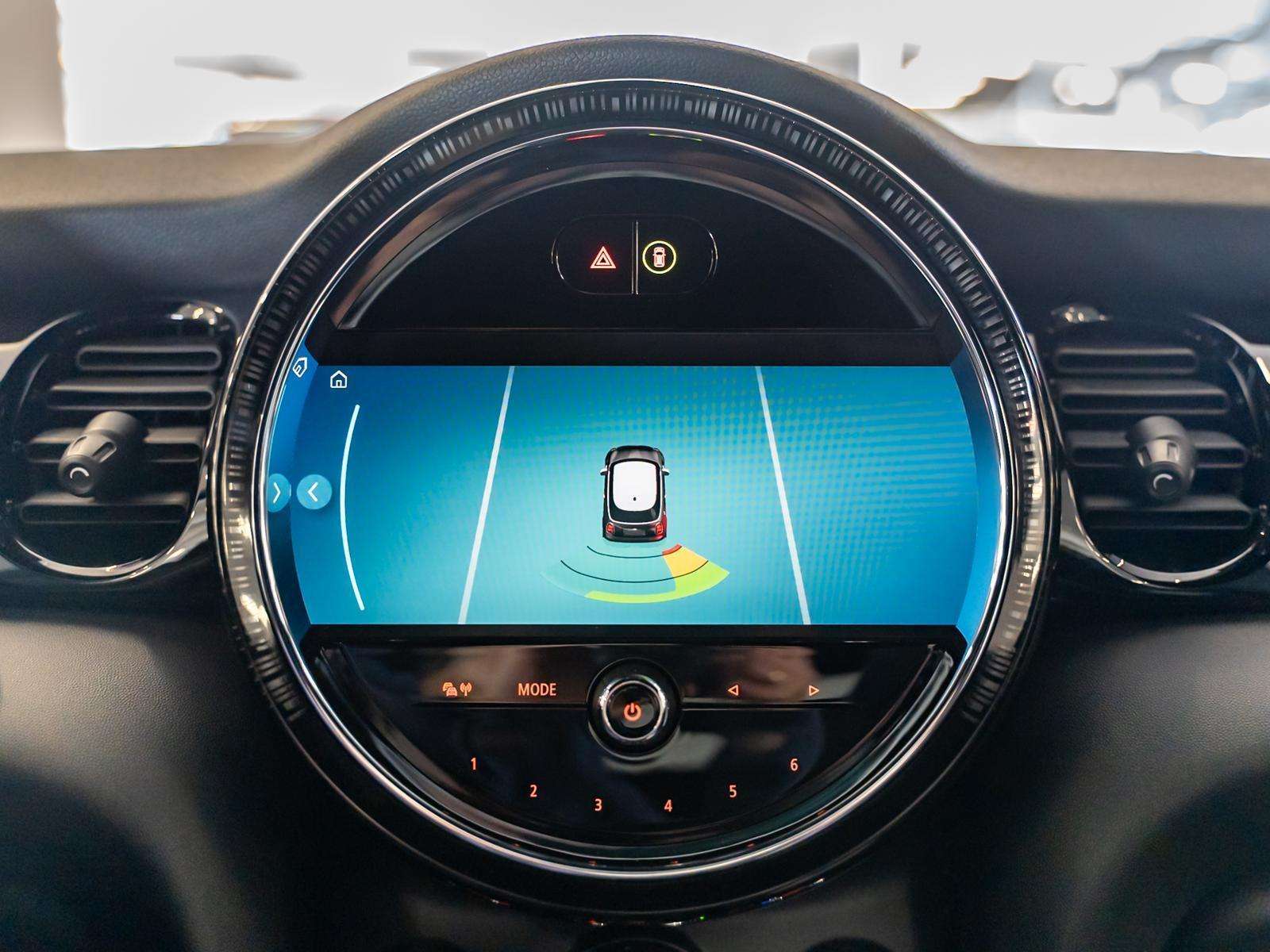 Fahrzeugbild eines MINI MINI
