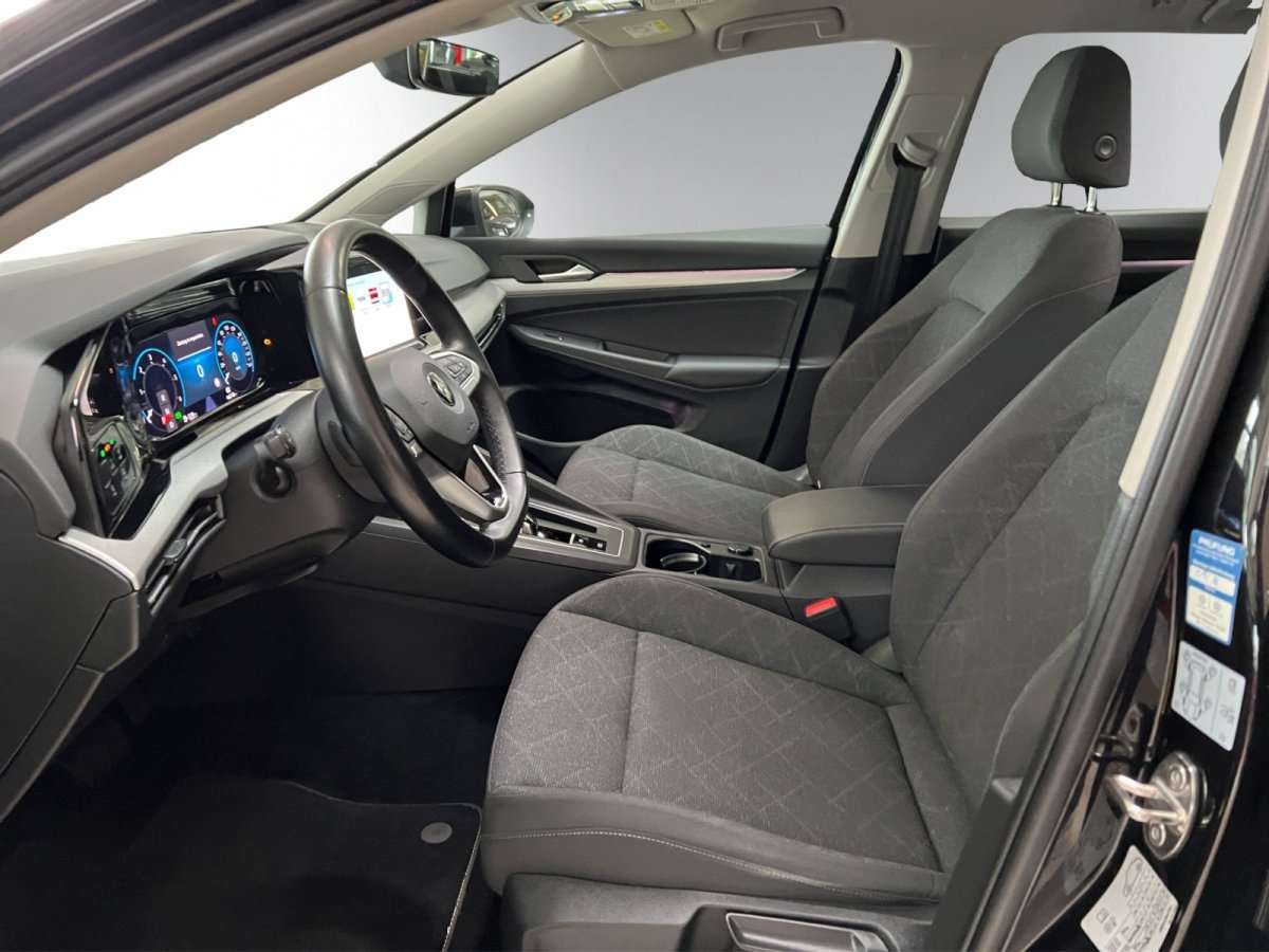 Fahrzeugbild eines Volkswagen Golf