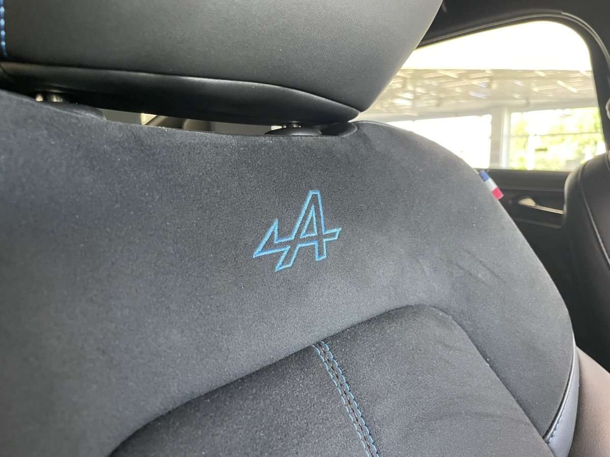 Fahrzeugbild eines Renault Arkana