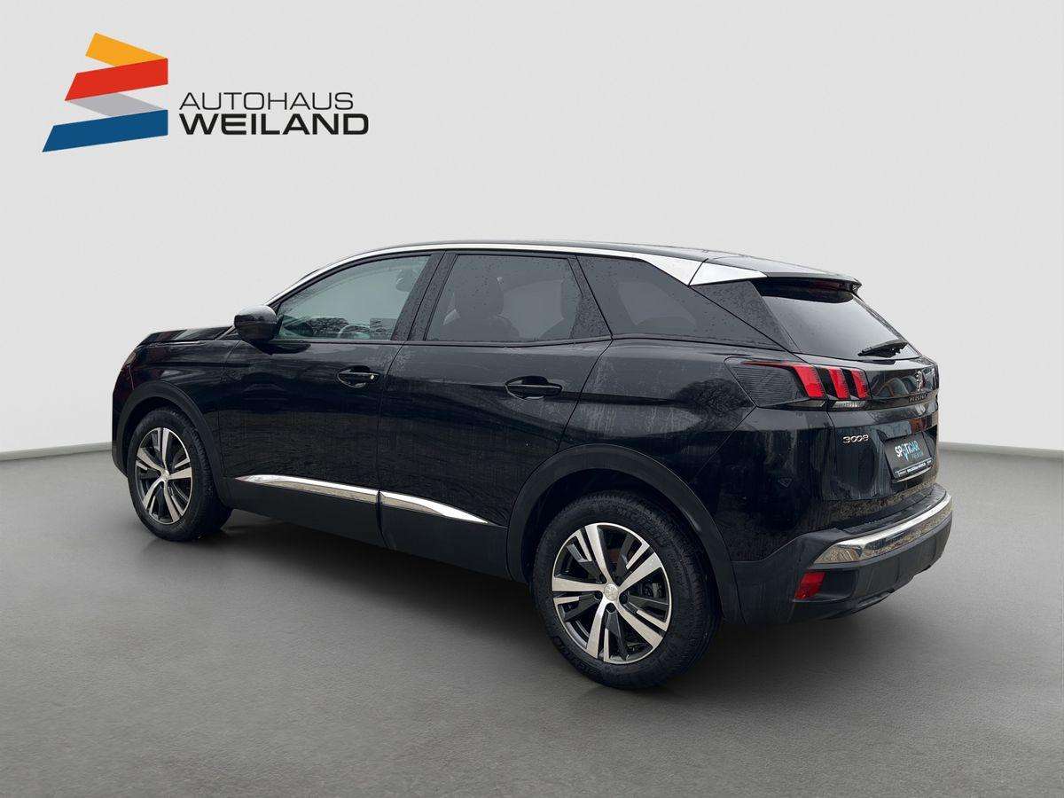 Fahrzeugbild eines Peugeot 3008