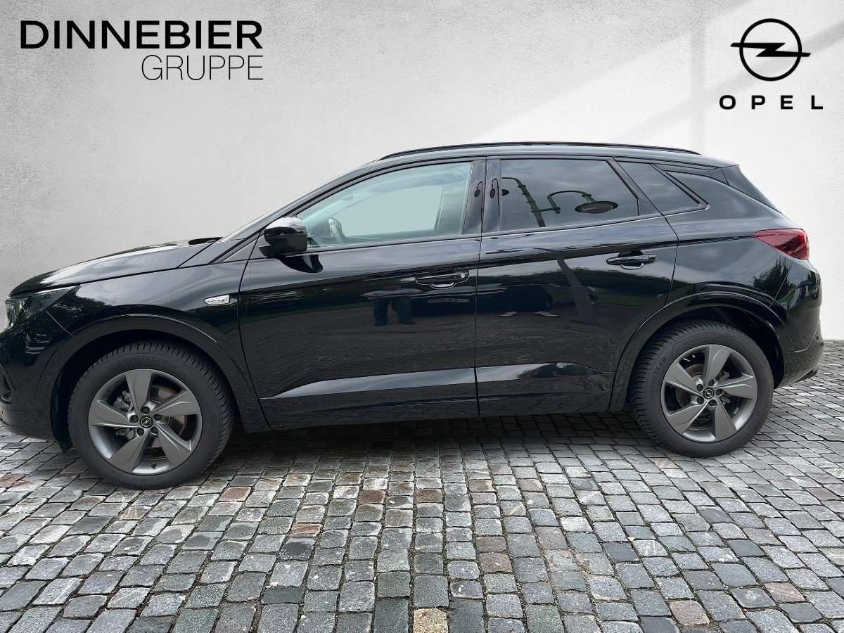 Fahrzeugbild eines Opel Grandland X
