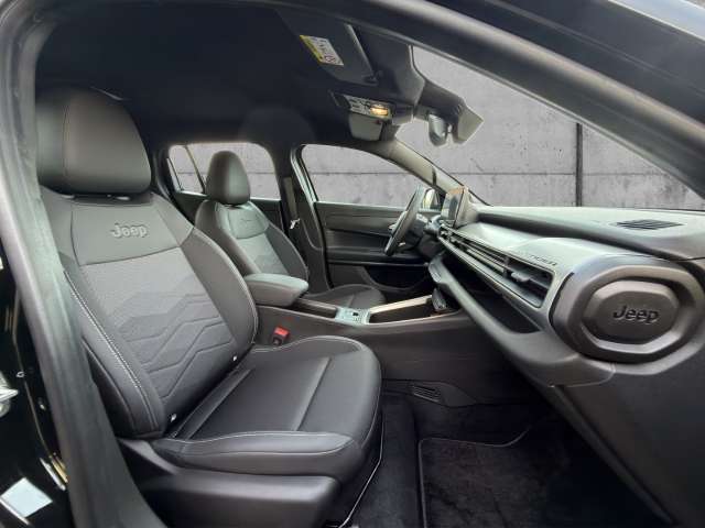 Fahrzeugbild eines Jeep Avenger
