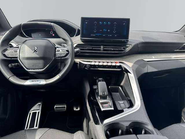 Fahrzeugbild eines Peugeot 5008