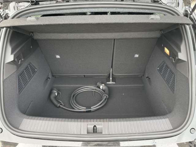 Fahrzeugbild eines Renault Megane E-TECH