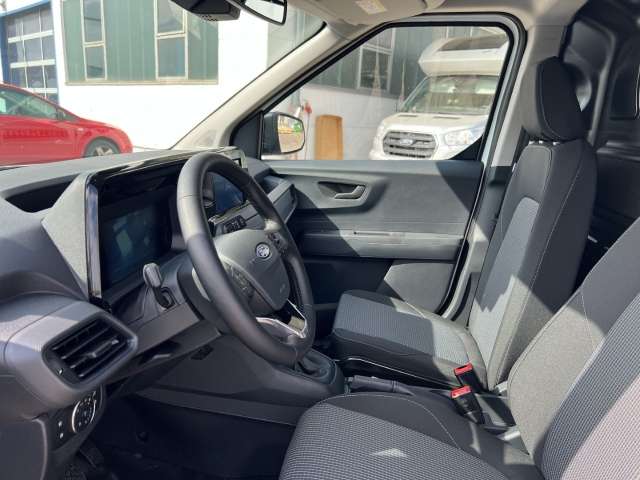 Fahrzeugbild eines Ford Transit Courier